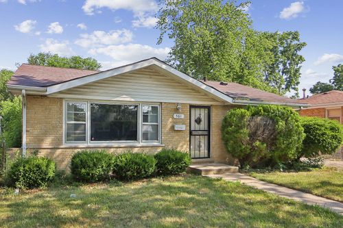561 Minette Ln, Chicago Heights, IL, 60411-3116 | Card Image