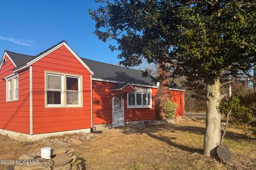 6 W Pleasant Grove Rd, Jackson, NJ, 08527-4531 | Card Image