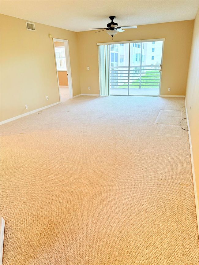 APT-206 - 2524 Nw 104 Th Ave, Condo with 2 bedrooms, 2 bathrooms and null parking in Sunrise FL | Image 10