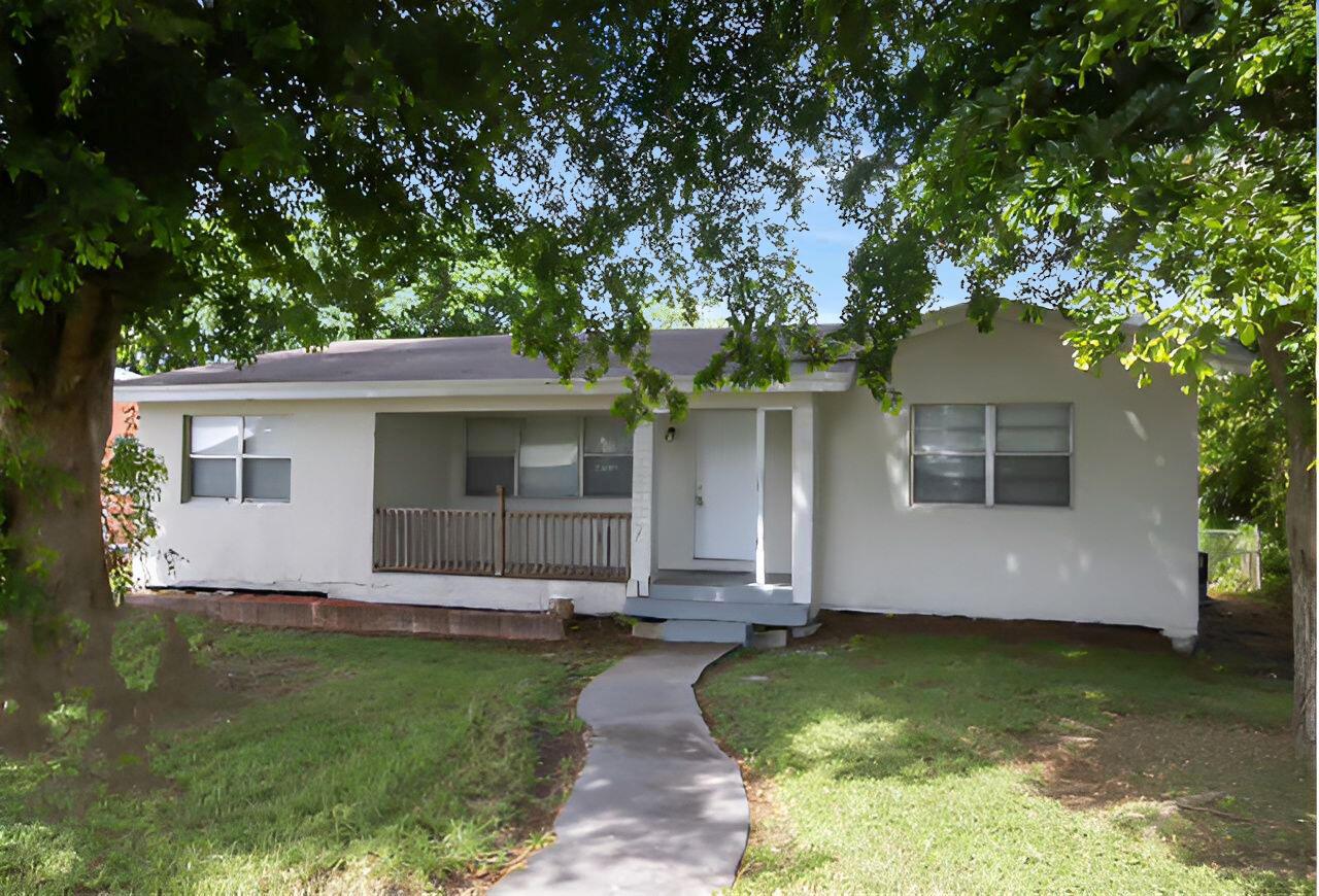 Greenstar Ave, Pahokee, FL 33476