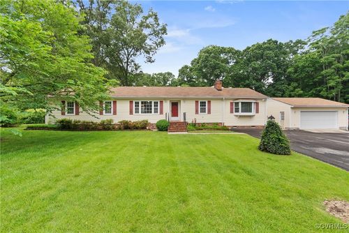 7708 Walnut Cir, Quinton, VA, 23141-1703 | Card Image