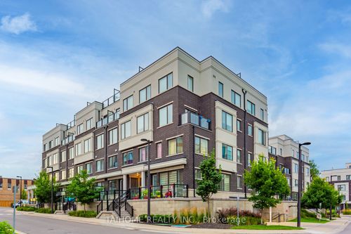74-400 Alex Gardner Cir, Aurora, ON, L4G3G5 | Card Image