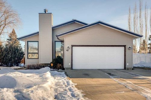 40 Nielsen Close, Red Deer, AB, T4P2A1 | Card Image