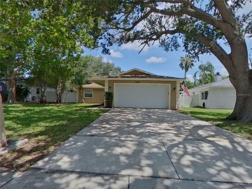 1708 Hibiscus Cir N, OLDSMAR, FL, 34677-2719 | Card Image