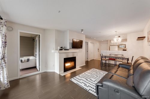 112-1242 Town Centre Blvd, Coquitlam, BC, V3B7R6 | Card Image