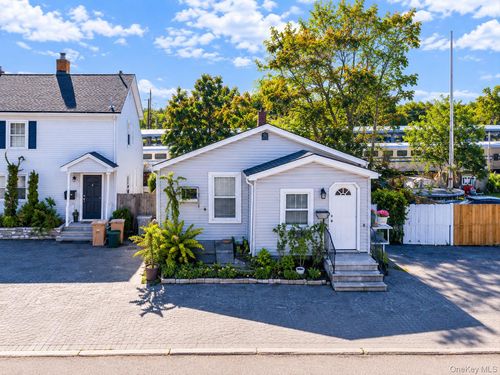 41 Funaro Court, Brookhaven, NY, 11772 | Card Image