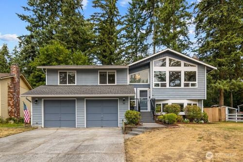 5223 128th Pl Ne, Marysville, WA, 98271-9022 | Card Image