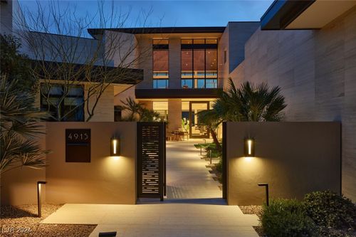 4915 Summit Overlook Dr, Las Vegas, NV, 89135-7926 | Card Image