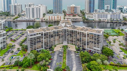 apt-508-600 Parkview Dr, Hallandale Beach, FL, 33009-2971 | Card Image