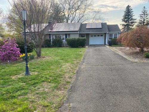 64 High St, Portland, CT, 06480-1638 | Card Image