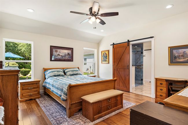 Secondary primary bedroom, with an ensuite bathroom that is wheelchair accessible | Image 16