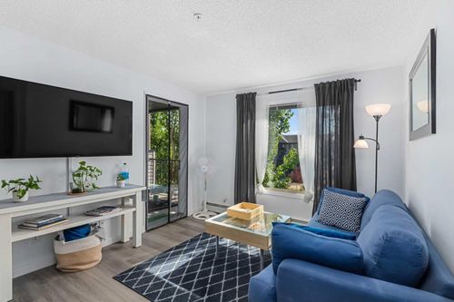 1310-8 Bridlecrest Dr Sw, Calgary, AB, T2Y0H7 | Card Image