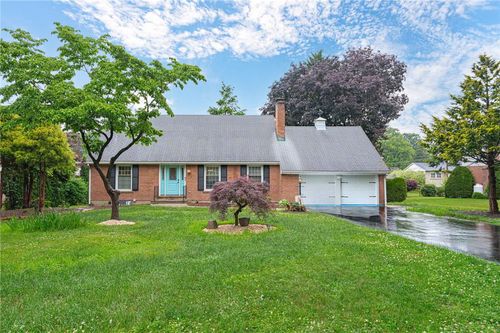 285 Bridle Path Rd, Bethlehem, PA, 18017-3867 | Card Image