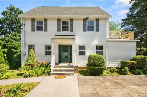 254 Lee Ave, Yonkers, NY, 10705-2717 | Card Image