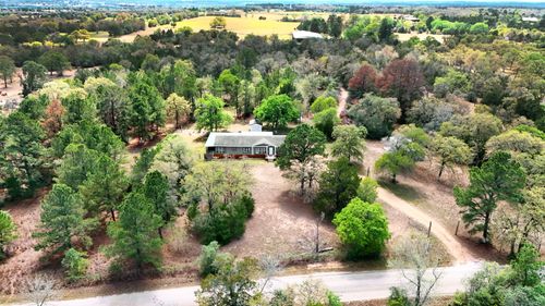 159 Farris Ln, Smithville, TX, 78957-5025 | Card Image