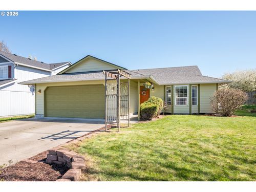 121 Adams Dr, Kelso, WA, 98626 | Card Image
