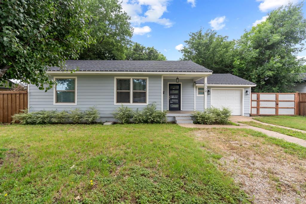 1724 Savoy Street, For Sale in Dallas Zoocasa