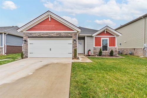 932 Anise Ln, Bowling Green, KY, 42104-7775 | Card Image