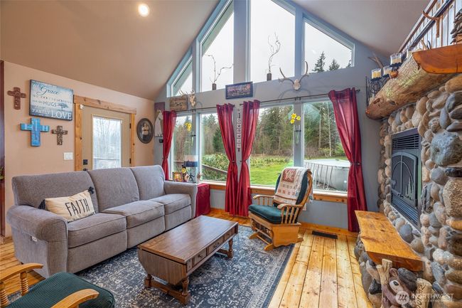 8970 Samuel Ln, House other with 4 bedrooms, 4 bathrooms and 2 parking in Maple Falls WA | Image 7