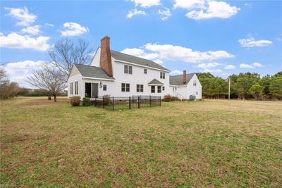 205 Blackfoot Road, House other with 5 bedrooms, 3 bathrooms and null parking in Knotts Island NC | Image 3