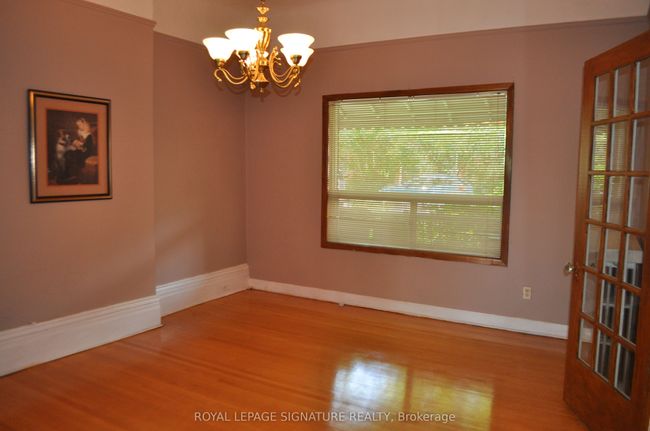 131 Dovercourt Rd, House attached with 4 bedrooms, 3 bathrooms and 2 parking in Toronto ON | Image 9
