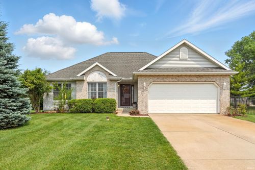 1418 Winchester Ct, Winona Lake, IN, 46590-5779 | Card Image