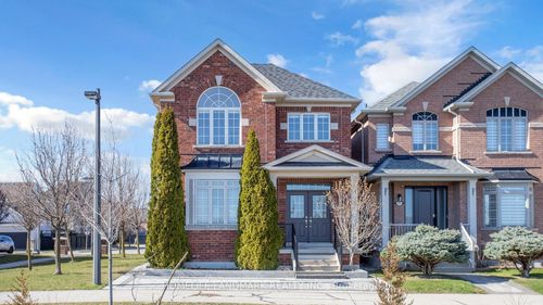 13 Woodway Lane, Markham, ON, L6B0N4 | Card Image