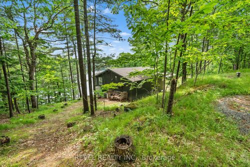 49 Sleepy Hollow Rd, Elgin, ON, K0G1E0 | Card Image