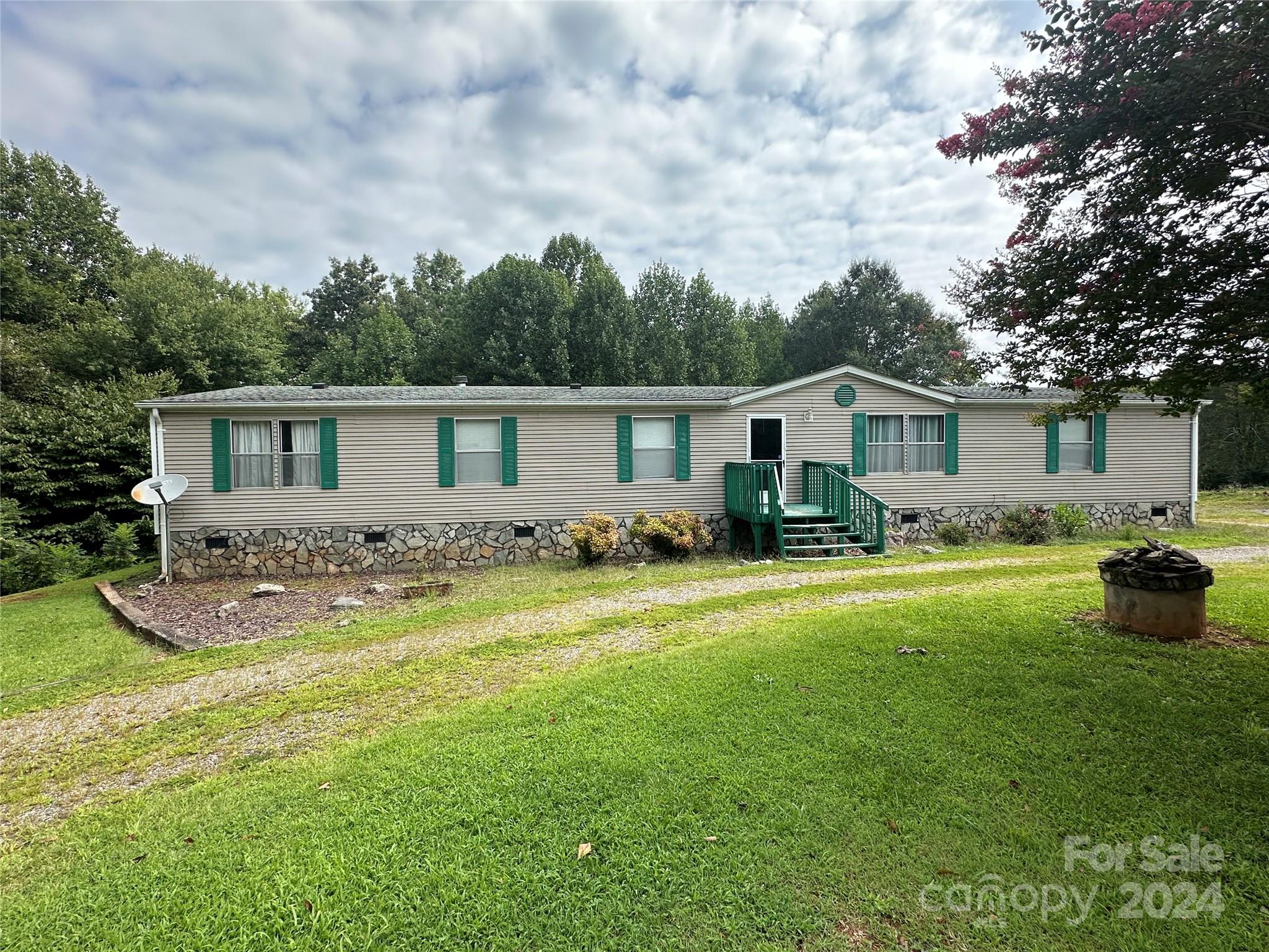 River Bend Rd, Claremont, NC 28610