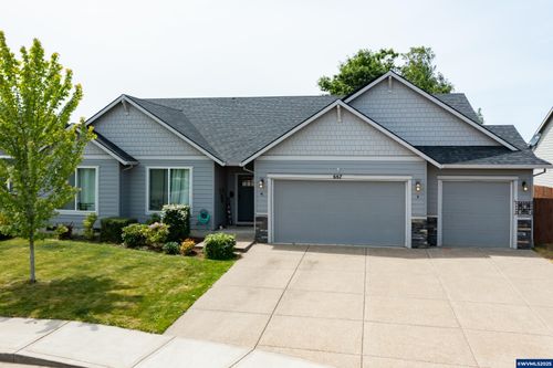667 Clover Ct, Aumsville, OR, 97325 | Card Image