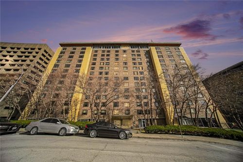 4n-600 E 8th St, Kansas City, MO, 64106-1619 | Card Image