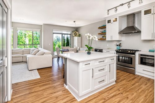 7-3138 Dayanee Springs Blvd, Coquitlam, BC, V3E0B6 | Card Image