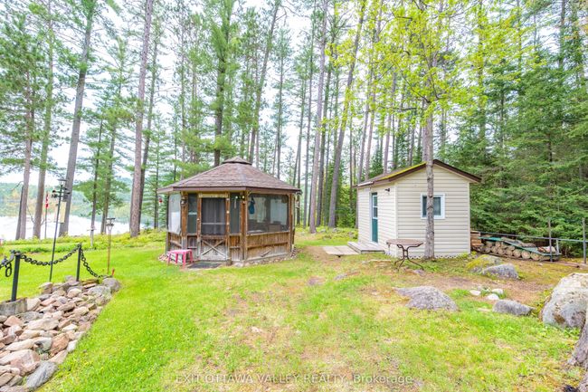 51 Myrlin Way, House other with 2 bedrooms, 1 bathrooms and 8 parking in Deep River ON | Image 32