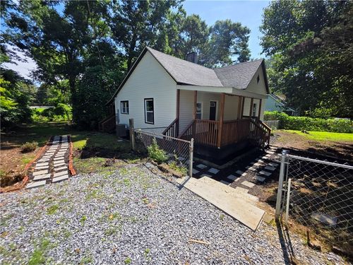 11 E 1st St, williamston, SC, 29697-2201 | Card Image