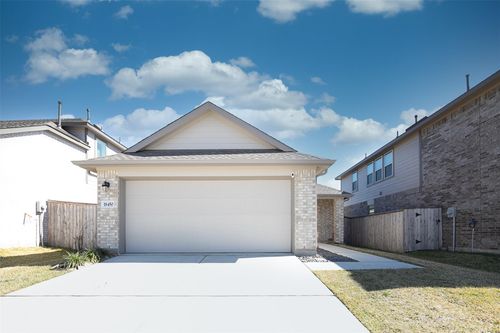 18450 White Stallion Ln, Hockley, TX, 77447-2104 | Card Image