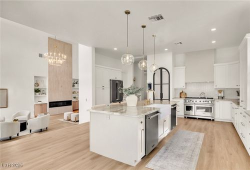 1 Ibis Ct, Henderson, NV, 89052-6526 | Card Image