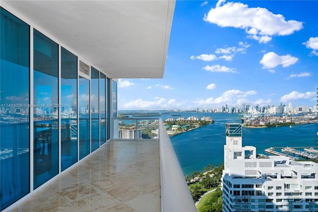 APT-3207 - 100 S Pointe Dr, Condo with 4 bedrooms, 5 bathrooms and null parking in Miami Beach FL | Image 11