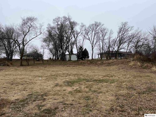 1831 Lake Ridge Dr, Plattsmouth, NE, 68048-4325 | Card Image