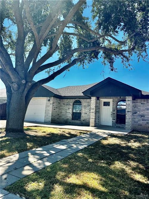 9017 N 37th Ln, McAllen, TX, 78504-6241 | Card Image