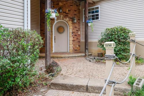 13939 Huseman St, Cedar Lake, IN, 46303-9055 | Card Image