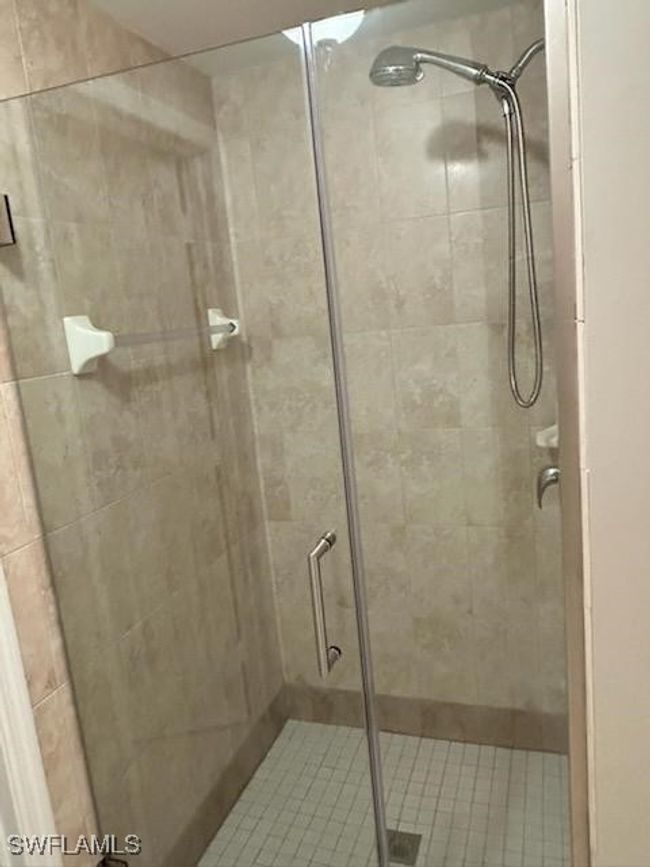 UNIT-205 - 20341 Estero Gardens Cir, Condo with 2 bedrooms, 2 bathrooms and null parking in ESTERO FL | Image 10
