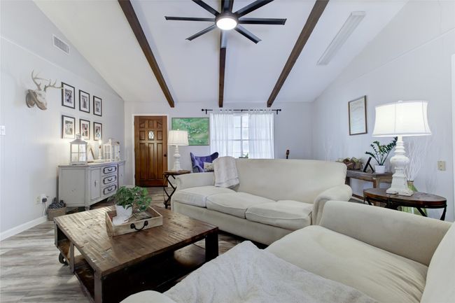 400 N Brazos, House other with 3 bedrooms, 2 bathrooms and null parking in Granger TX | Image 5