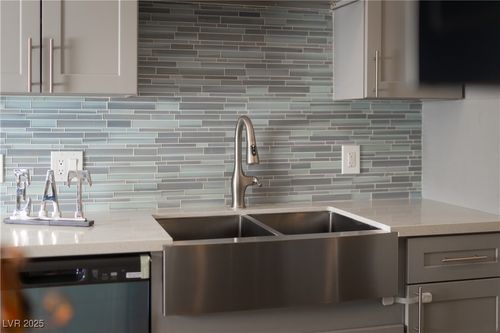 2143-3318 N Decatur Blvd, Las Vegas, NV, 89130-3234 | Card Image