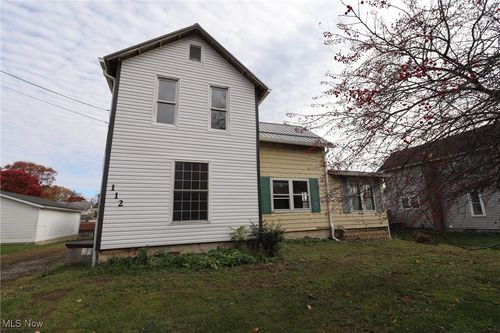 112 Brooklyn Ave, Creston, OH, 44217-9623 | Card Image