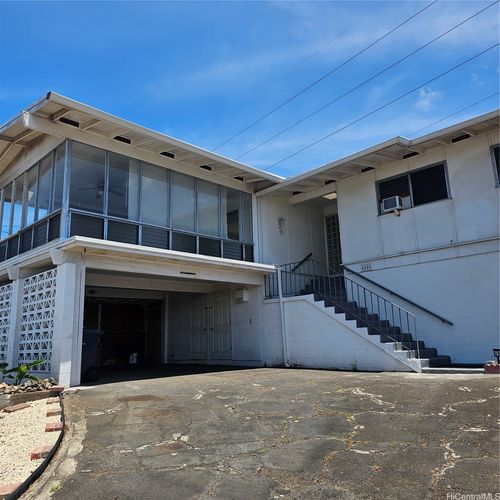 4245 Halupa St, Honolulu, HI, 96818-1818 | Card Image