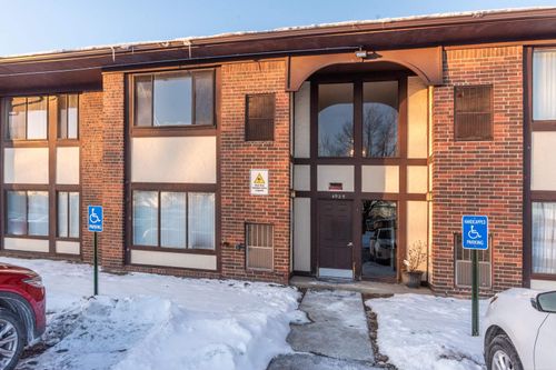 4925 E 10 Mile Rd, Warren, MI, 48091-1523 | Card Image