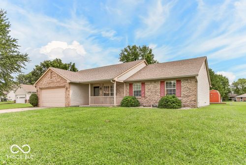 35 Morningside Ct, New Whiteland, IN, 46184-1817 | Card Image