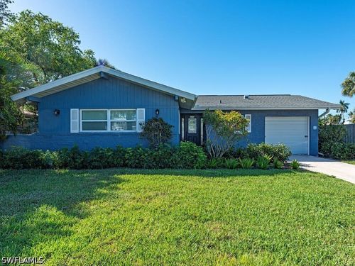 2772 Bayview Dr, Naples, FL, 34112-5805 | Card Image