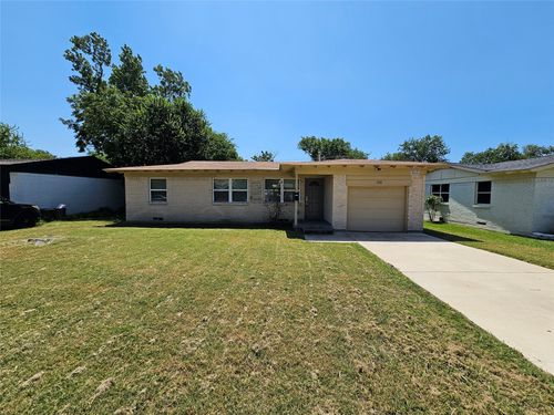 1526 Hillcrest St, Mesquite, TX, 75149-2237 | Card Image