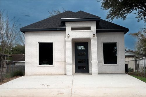 513 E Hawk Ave, Pharr, TX, 78577-4048 | Card Image